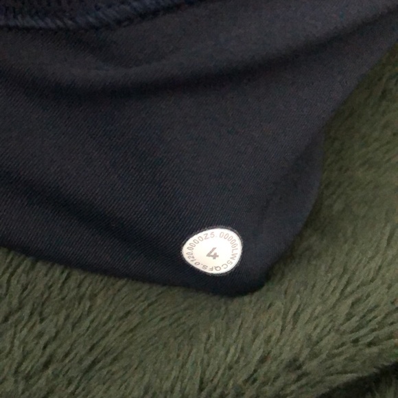 lululemon invigorate crop tight! - Picture 6 of 6